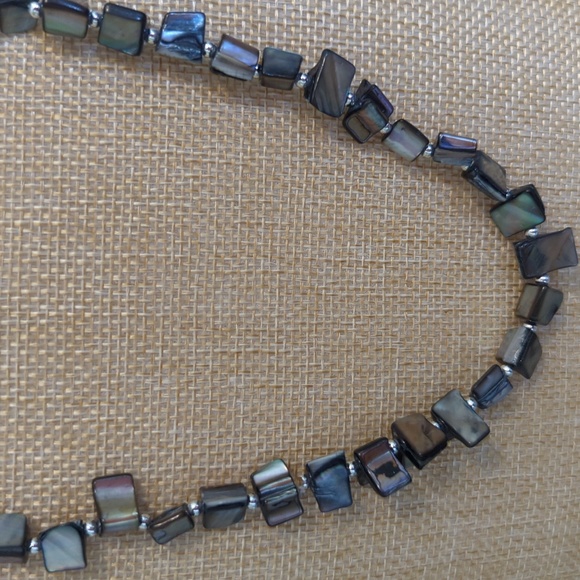 Natural Abalone Shell Necklace - Picture 2 of 4